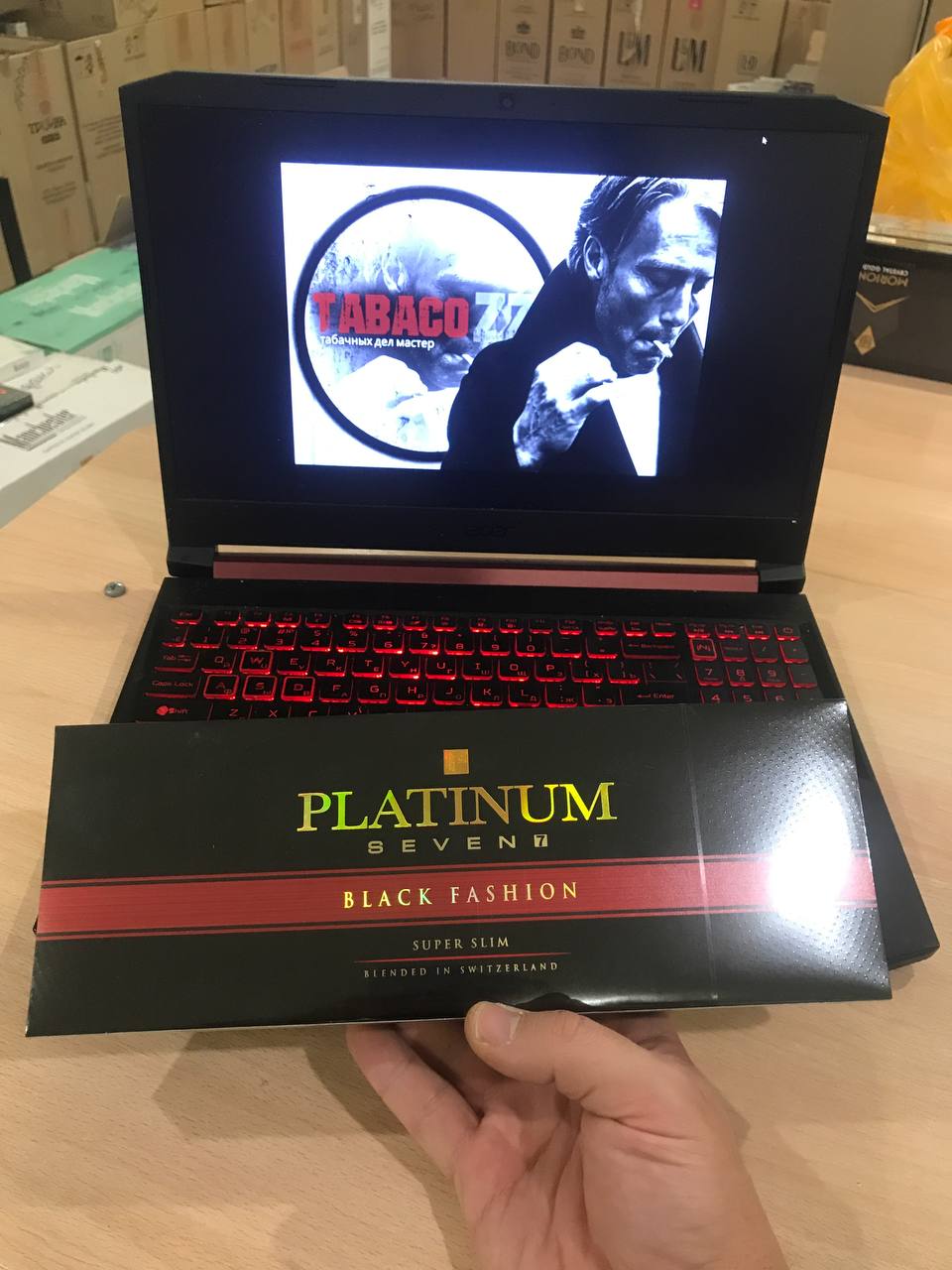 Platinum 7 Black Superslims