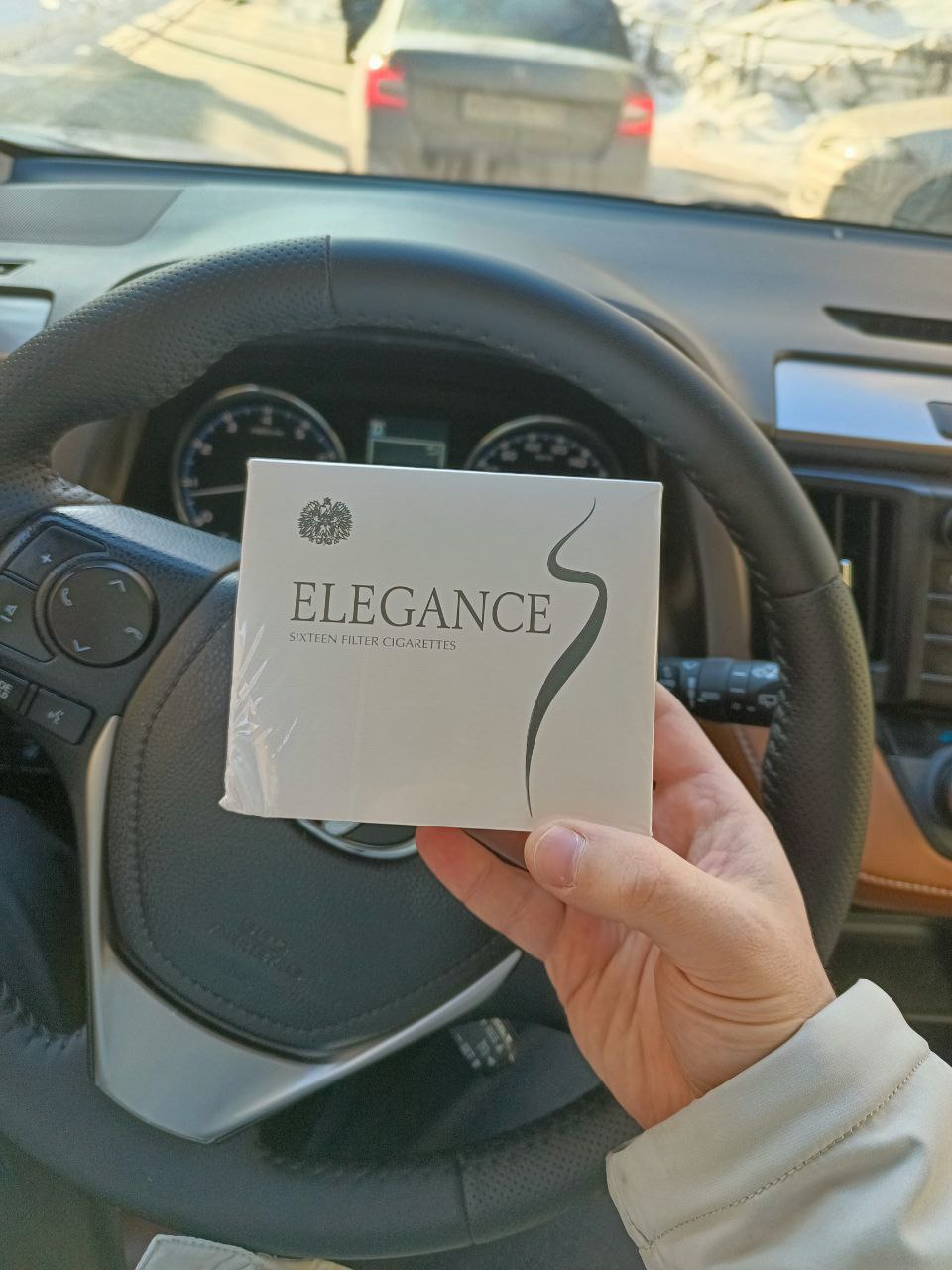 Elegance 16 Light (Nano)