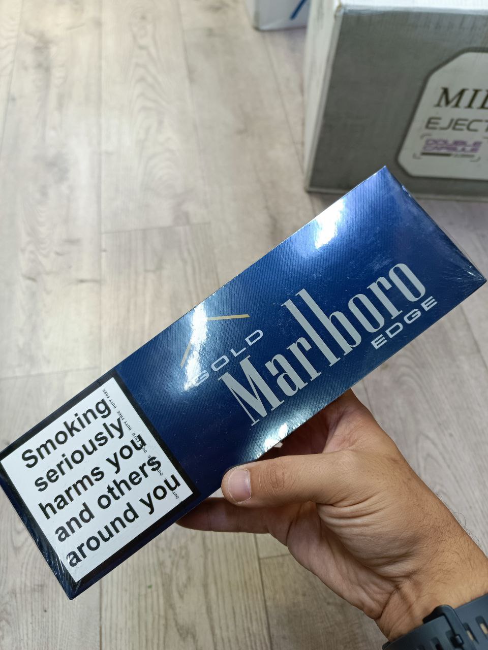 Marlboro Gold Edge Superslims