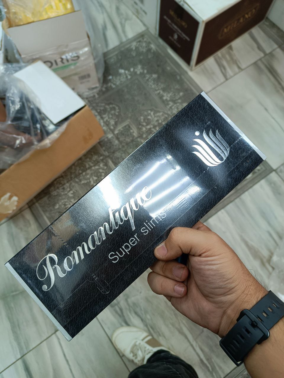 Romantique Black Superslims