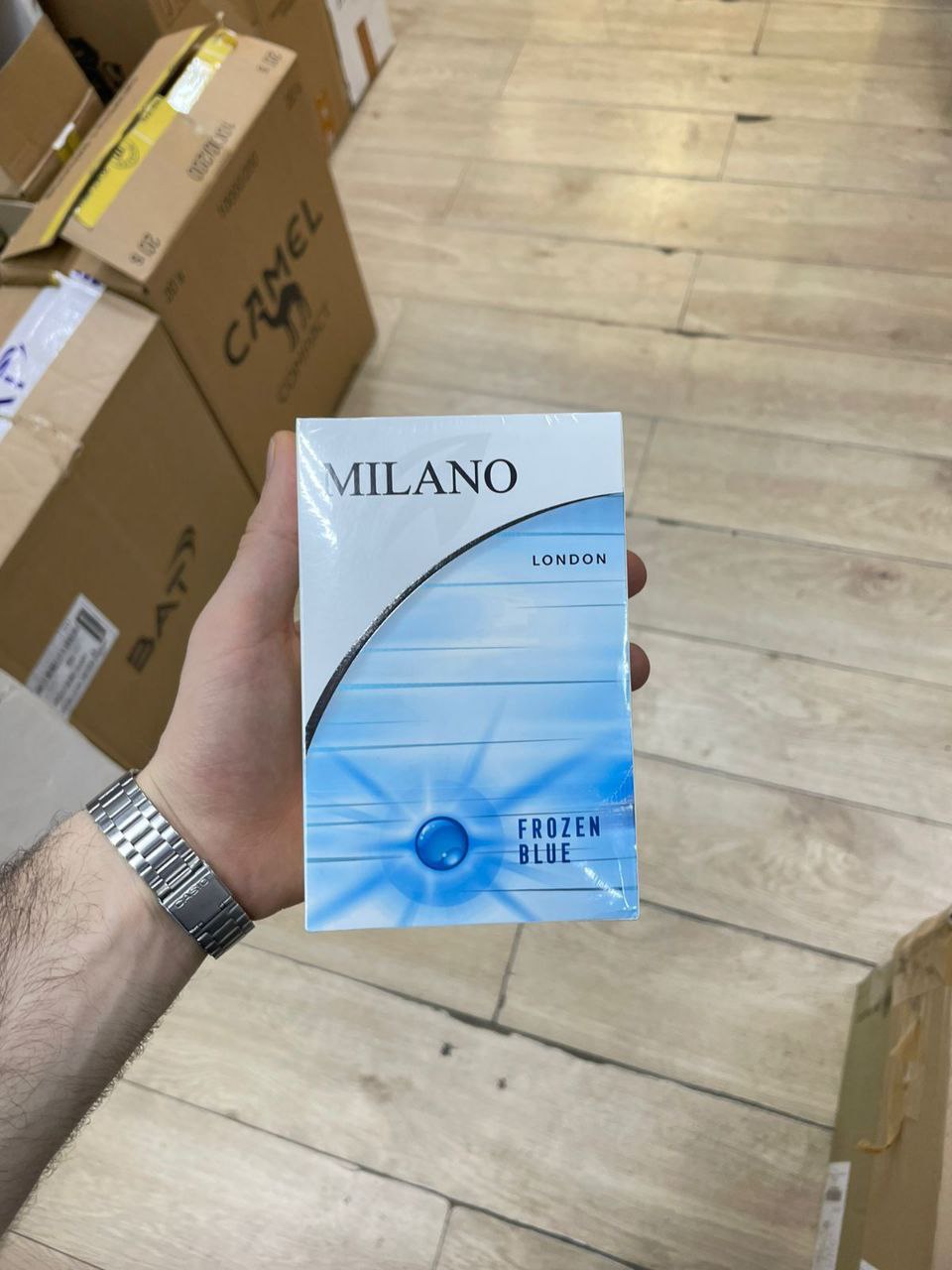 Milano London Frozen Blue